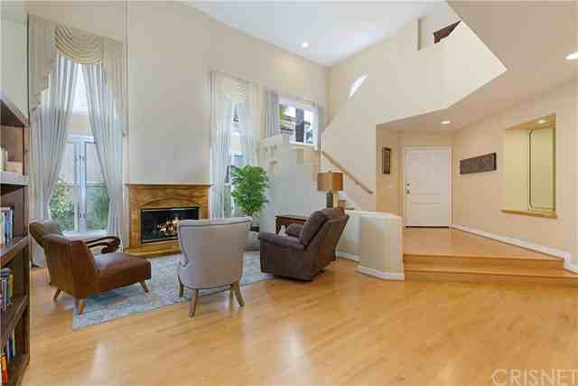 23111 Park Terra - Photo 2 of 21