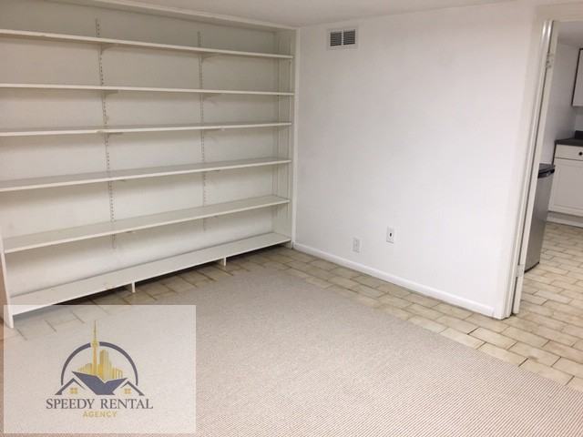 100 Niagara St #bsmt - Photo 3 of 8