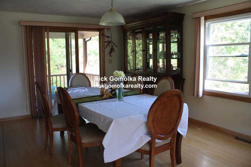 124 Hampton Rd. - Photo 2 of 9