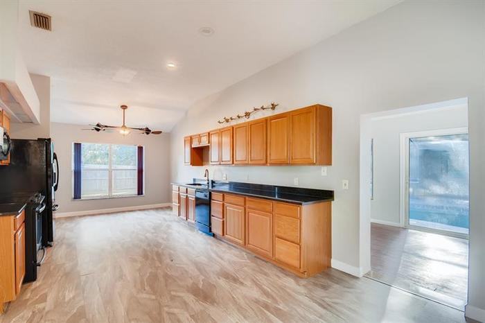 12103 Shady Forest Drive - Photo 3 of 17