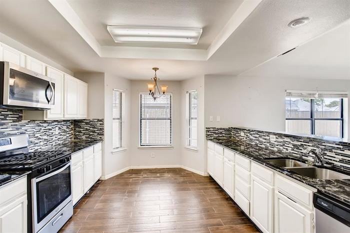 2528 Widgeon Way - Photo 3 of 12