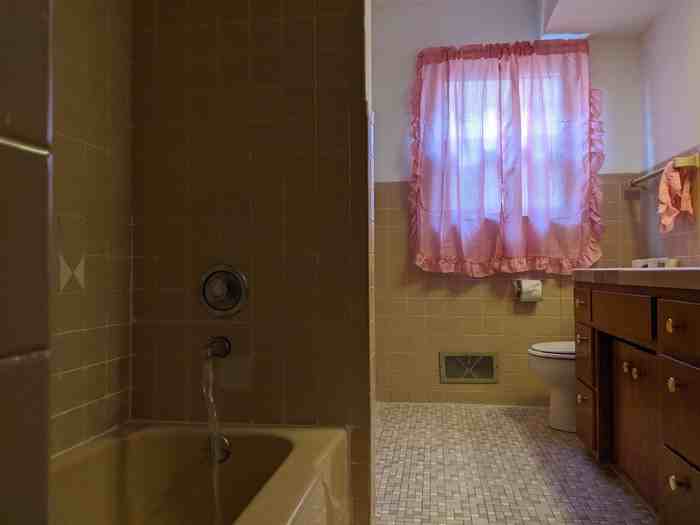3908 North 61st Street - Photo 2 of 10