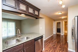 1000 Oakcrest St #206 - Photo 1 of 1