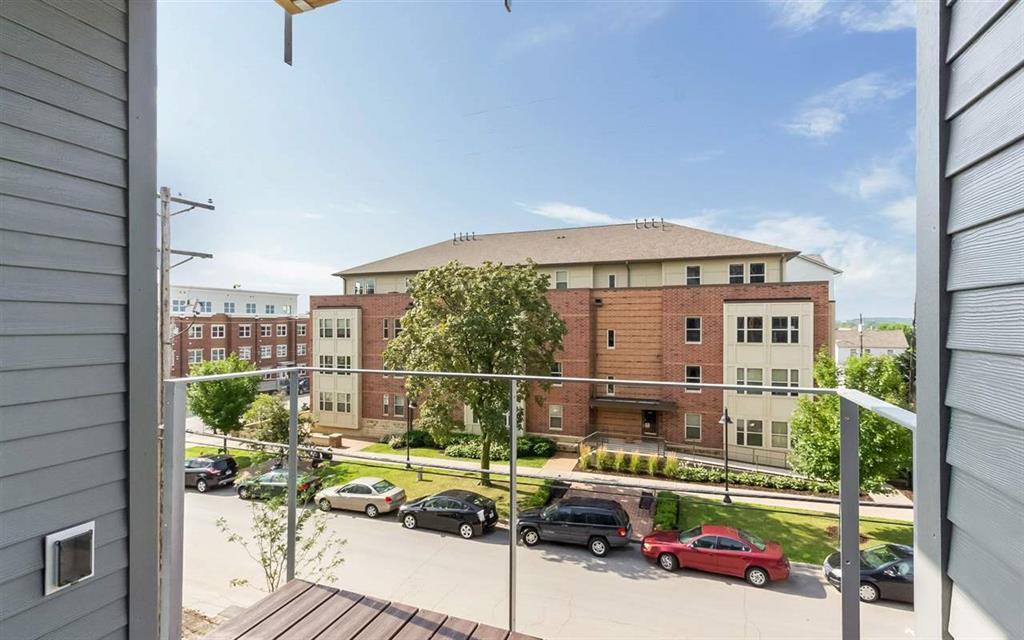 535 South Dubuque Street - Photo 2 of 12