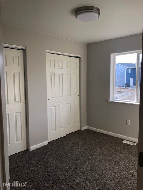 1011 W Cache Dr - Photo 3 of 8