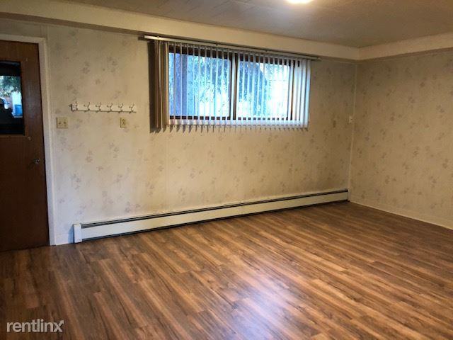 Triplex - Photo 3 of 9