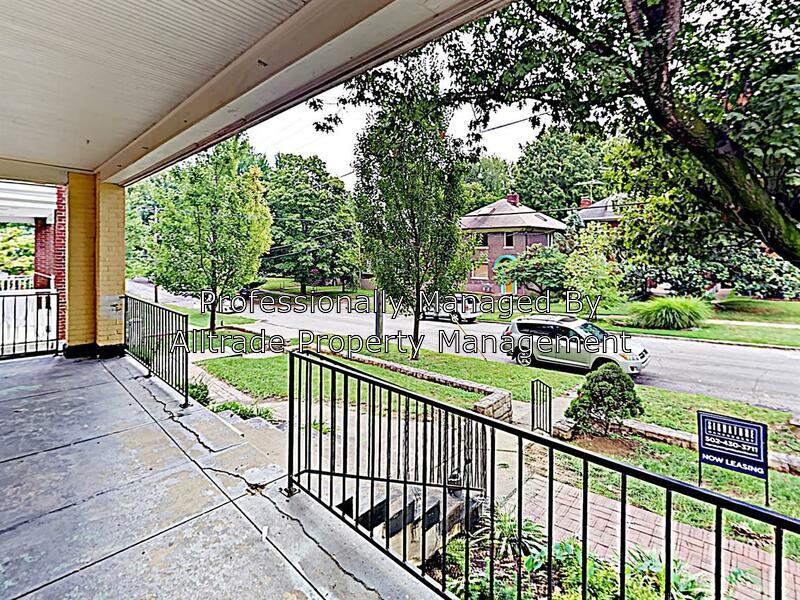 2089 Sherwood Ave - Photo 2 of 28