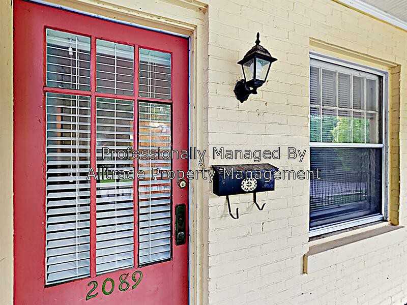 2089 Sherwood Ave - Photo 3 of 28