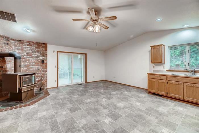 5210 257th Street Northeast - Photo 3 of 12