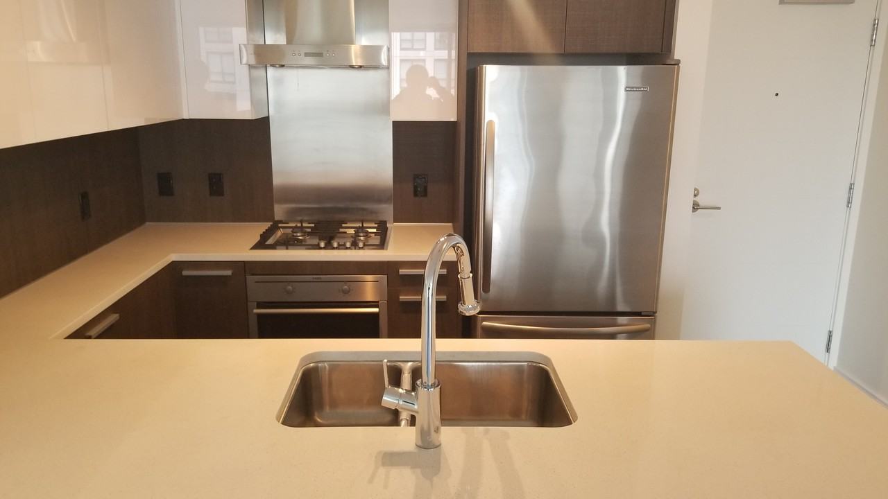 3007 Glen Drive #2607