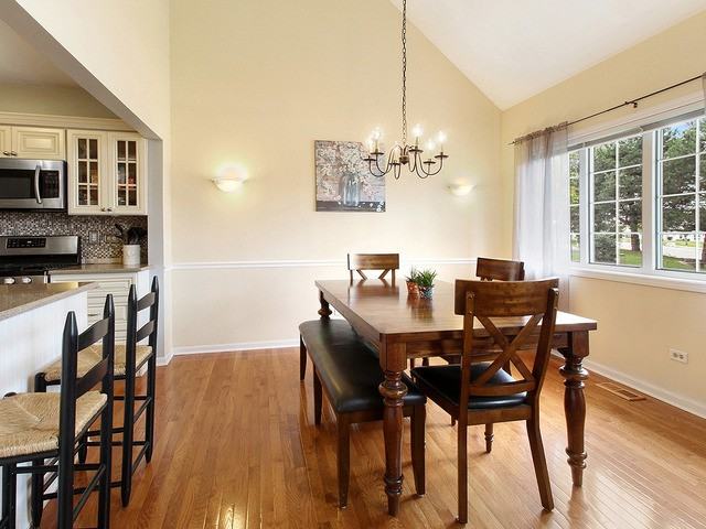 698 Monroe - Photo 3 of 12