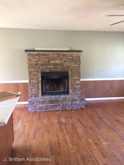 11973 Us Hwy 431 - Photo 3 of 10