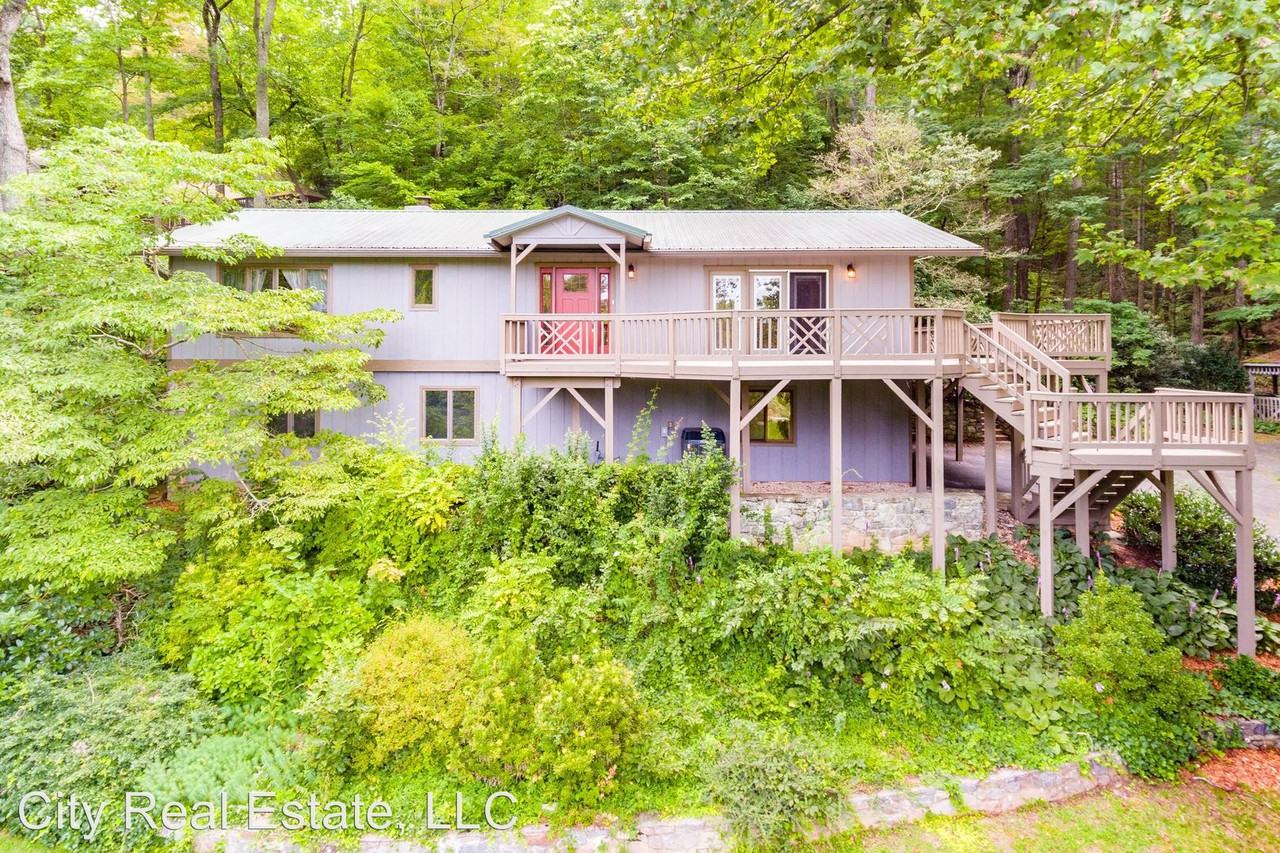 24 Gardenwood Lane - Photo 2 of 30