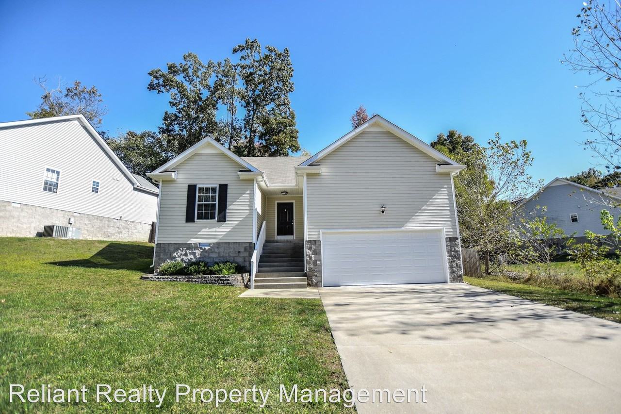 327 Chalet Circle