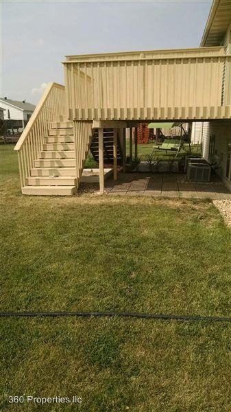 1860 6th St West 1 - Photo 2 of 3