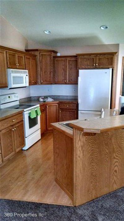 1860 6th St West 1 - Photo 3 of 3