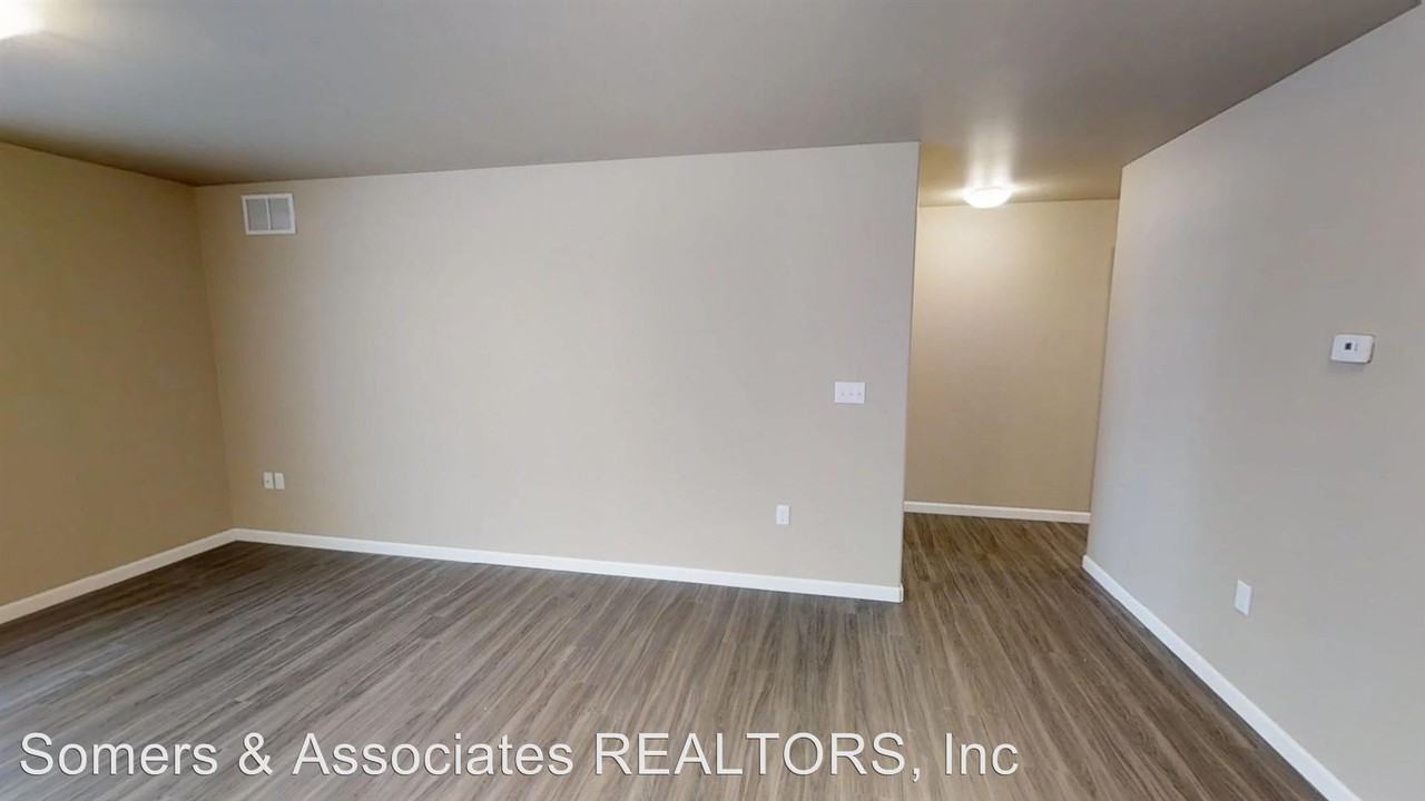 1974 Sunlit Fields Ct. - Photo 3 of 14