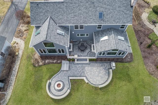 1095 Pomona Court - Photo 3 of 42