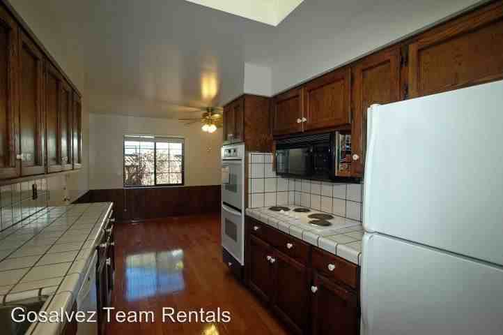 677 Hans Avenue - Photo 2 of 24