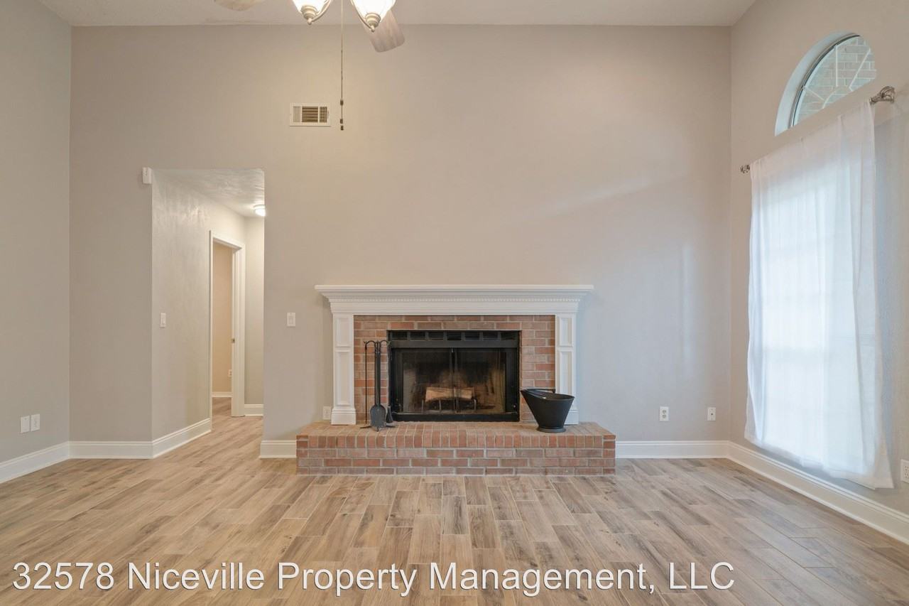 821 Overbrook Drive - Photo 3 of 21