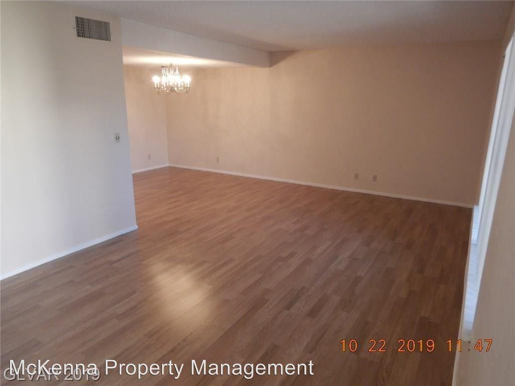 4688 Limerick Ln - Photo 3 of 33