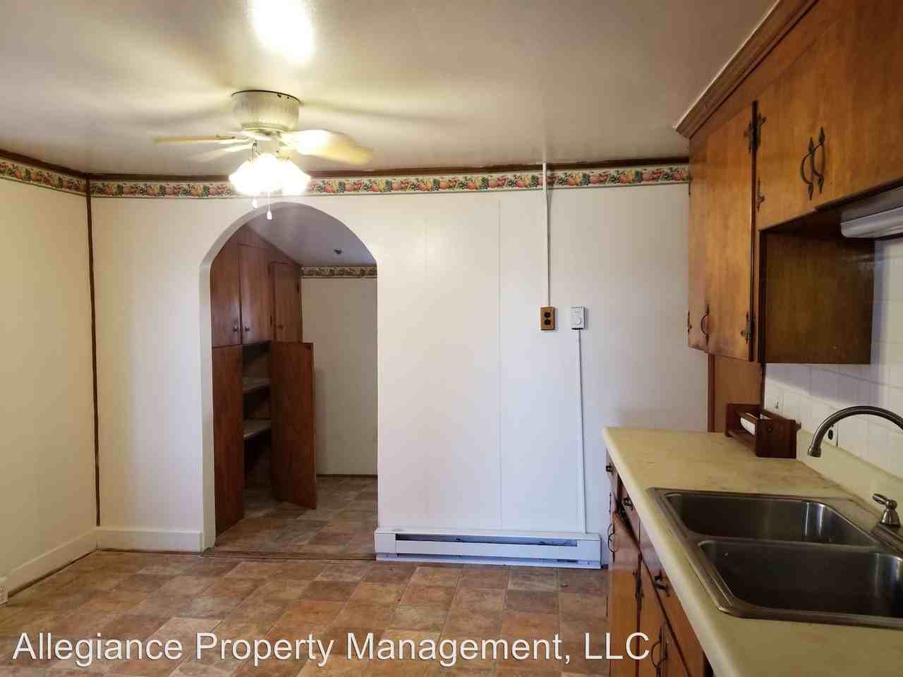 18431 Dawn Blvd - Photo 3 of 16