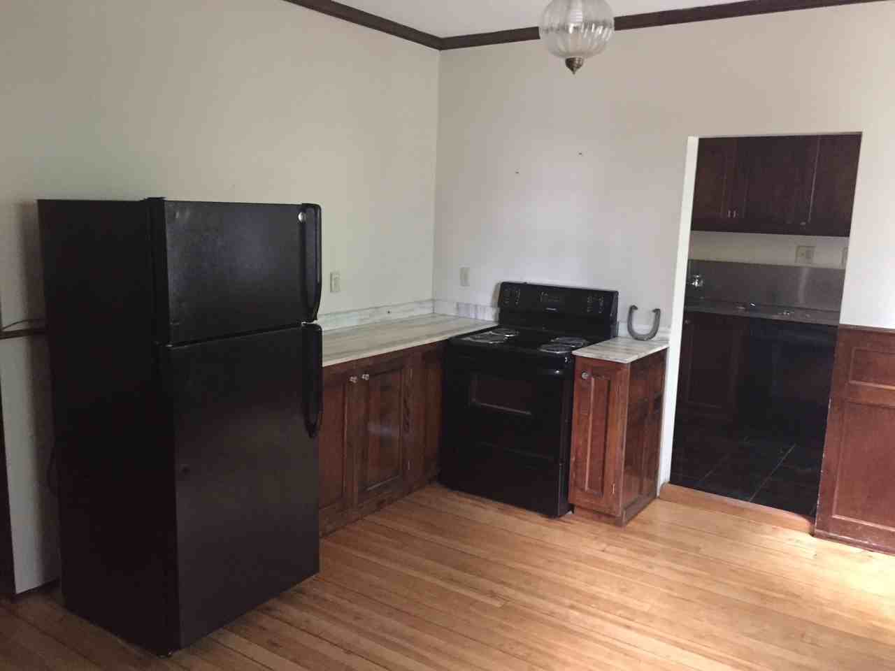 113 Winthrop St - Photo 3 of 8