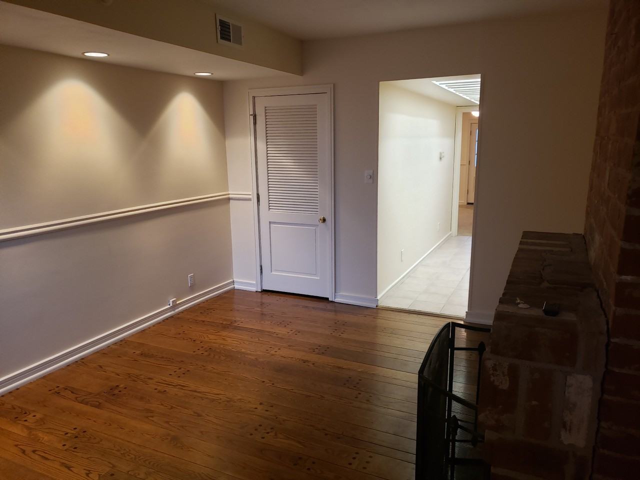 1232A 1232a Louden St - Photo 3 of 11