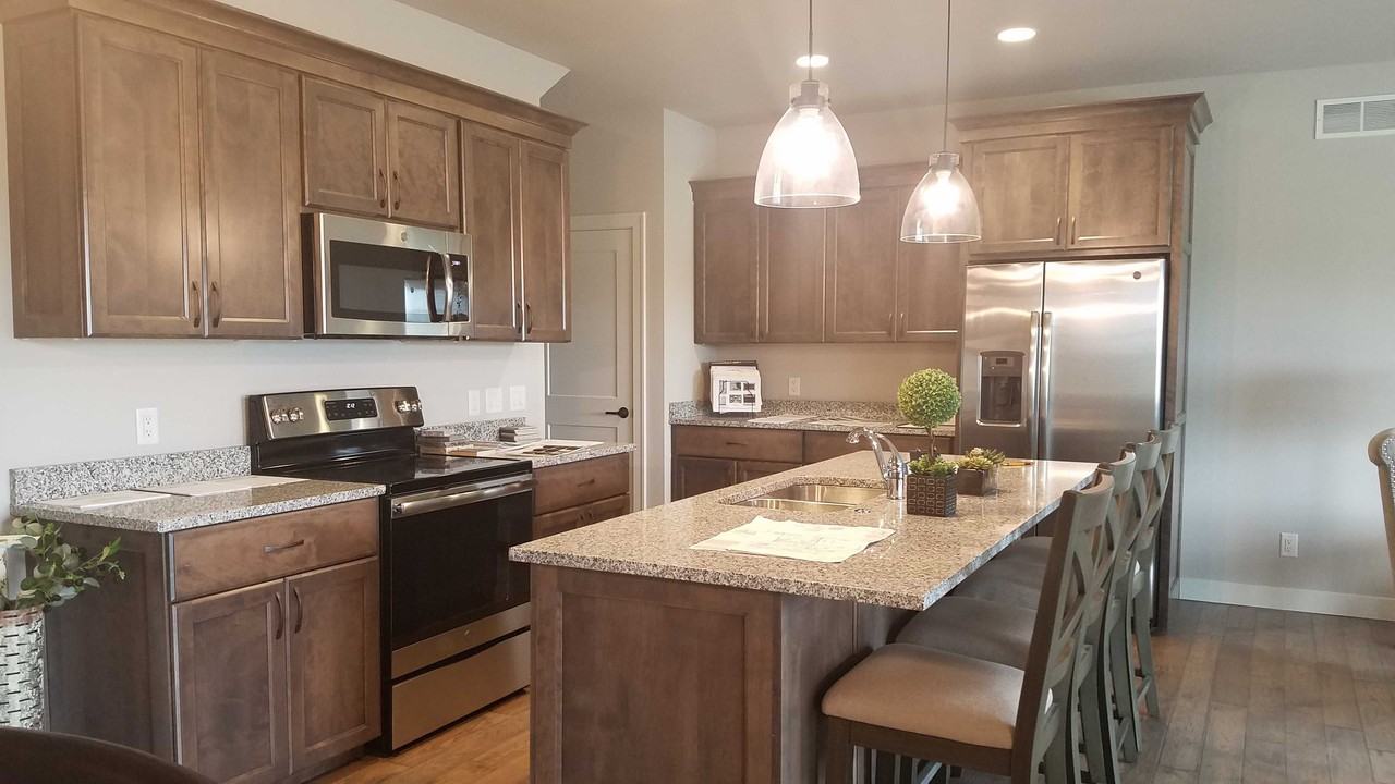 6758 Conservancy Plz - Photo 2 of 18