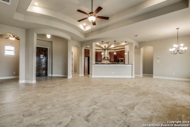 538 Carriage House - Photo 2 of 20