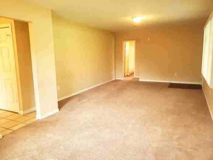 3758 Denton Highway - Photo 3 of 23