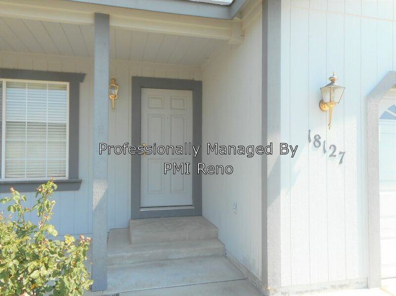 18127 Alexandria Dr - Photo 2 of 20