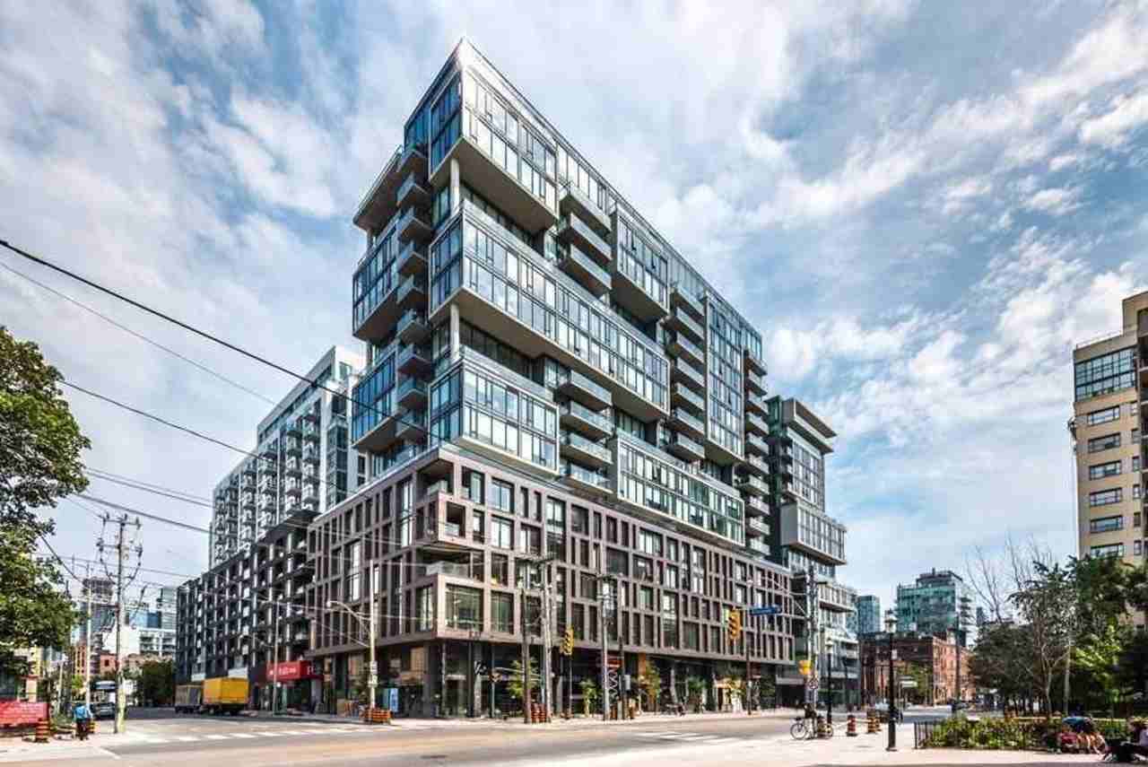 111 Bathurst Street #11