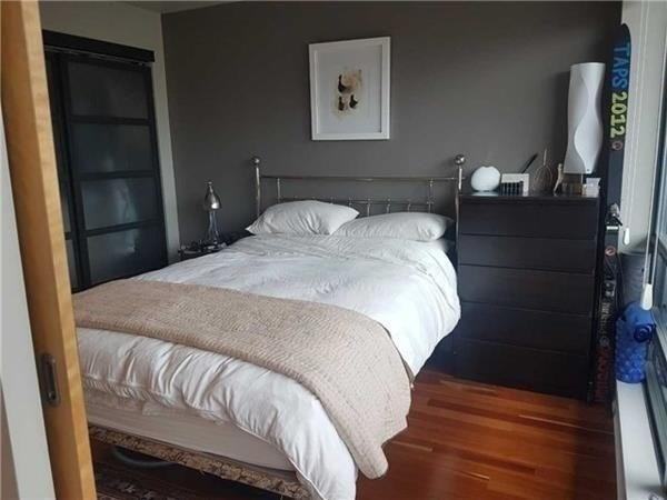 438 King Street West #01215