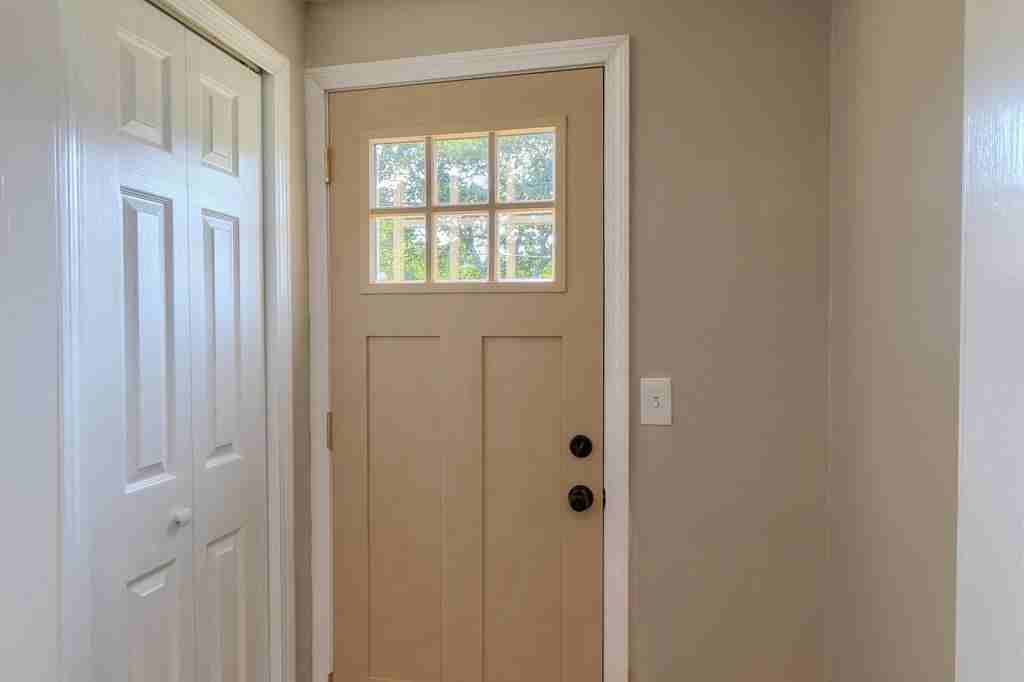 24 Ashwood Road - Photo 3 of 32