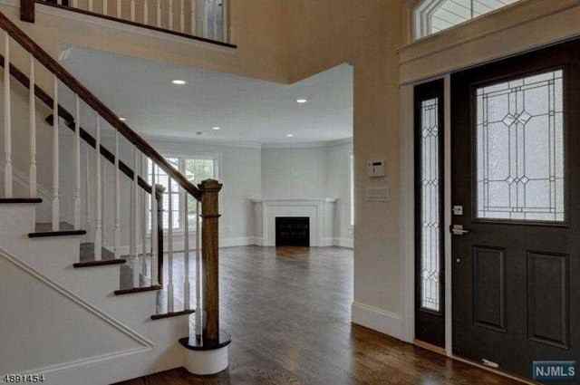 28 Brookshire Drive - Photo 2 of 22