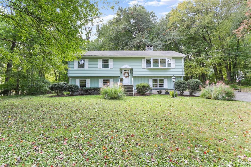 60 Gate Ridge Road - Photo 2 of 28