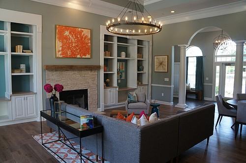 102 Alexander Drive - Photo 2 of 23