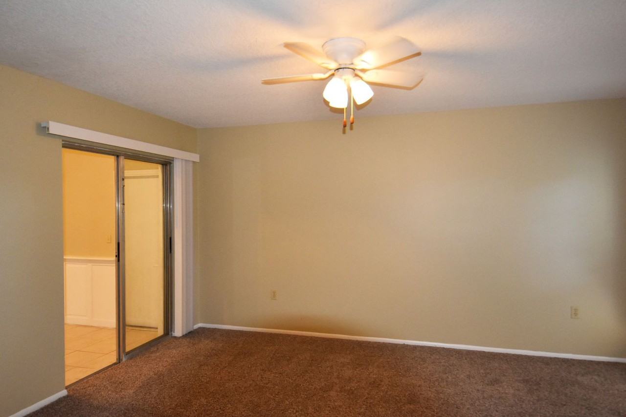 1645 Sailpoint Dr - Photo 3 of 12