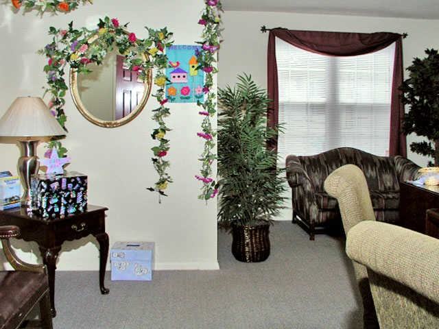 Anderson Crossing Apartments - Photo 2 of 9