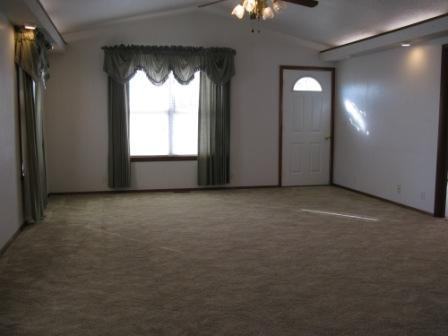 1024 Reddick St - Photo 3 of 8