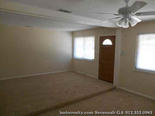 127 Walz Cir - Photo 3 of 12