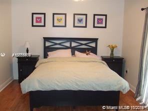 10532 Sw 112th Ave - Photo 2 of 6