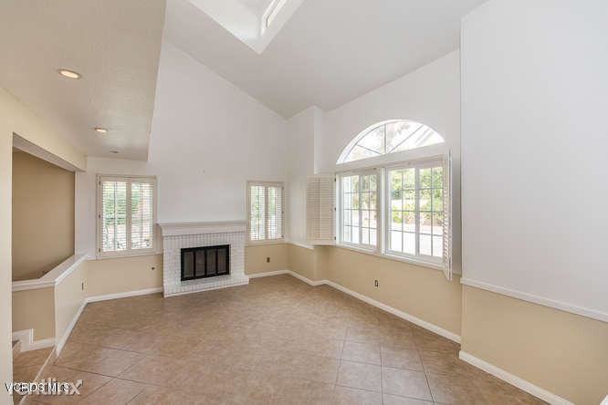 5530 Buffwood Pl - Photo 2 of 11