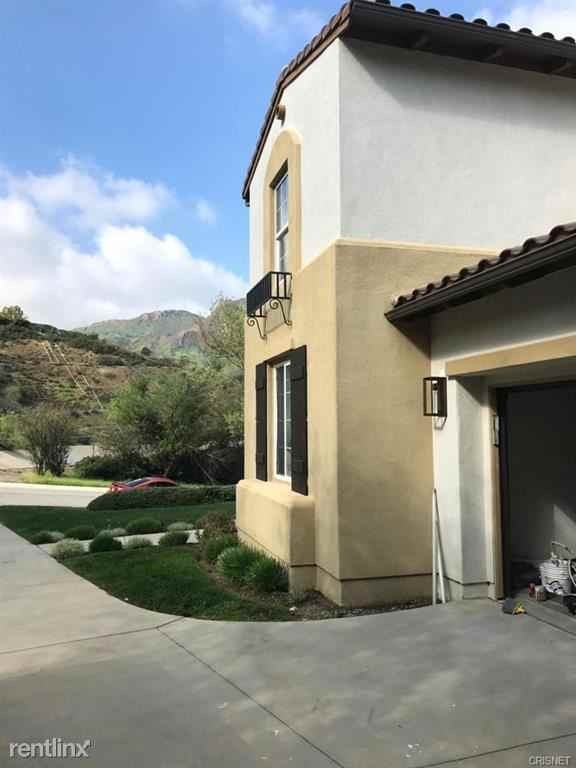 1952 Hazel Nut Ct - Photo 2 of 12