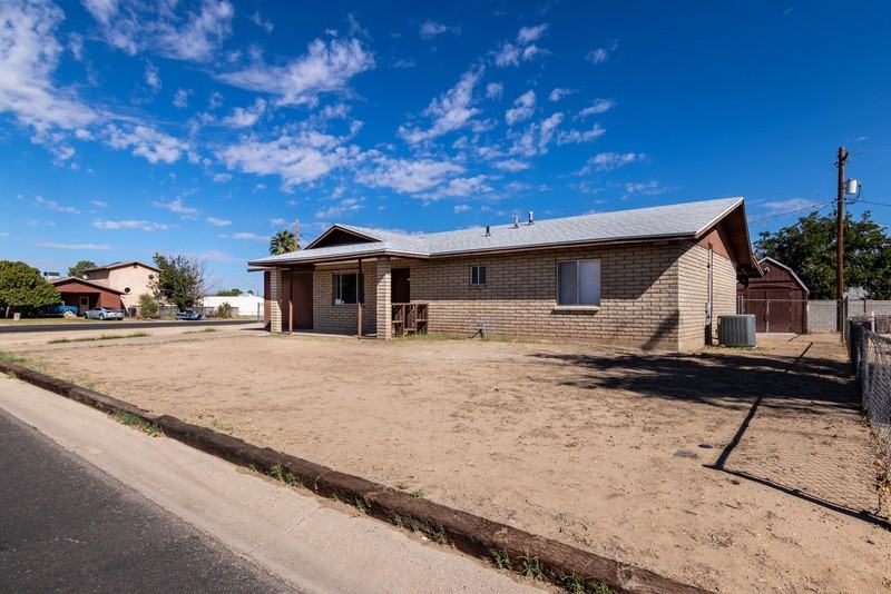 1114 W El Paso Blvd - Photo 2 of 15