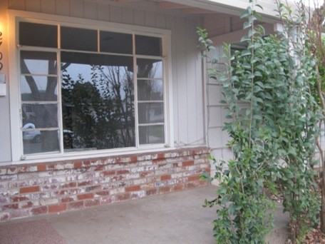 2709 Aramon Dr - Photo 2 of 6