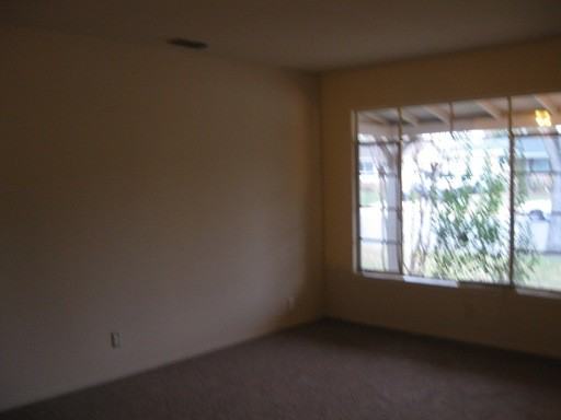 2709 Aramon Dr - Photo 3 of 6