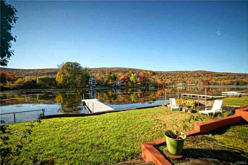 13 Shore Drive 18 - Photo 2 of 6