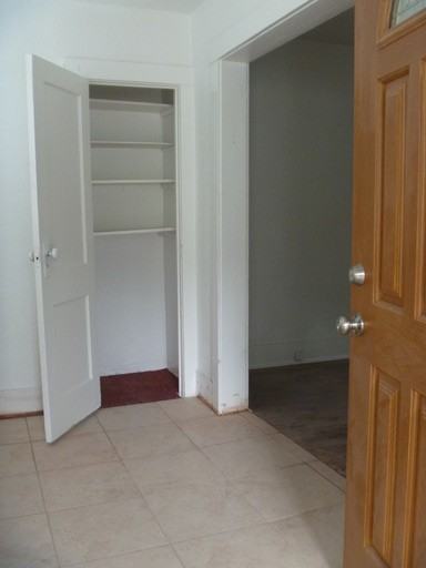 744 W 28th St - Photo 2 of 9